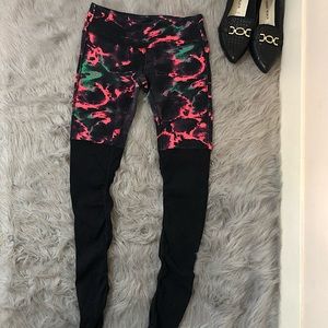 All Yoga Tie Dye Goddess Leggings Size Small